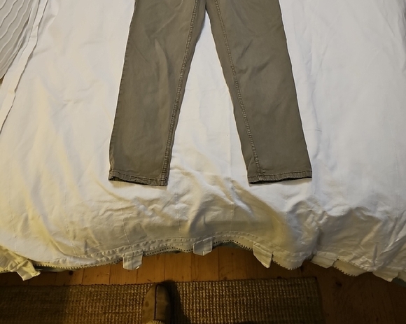 Calvin Klein Women's Olive Jeans Size 31 - Picture 4 of 5